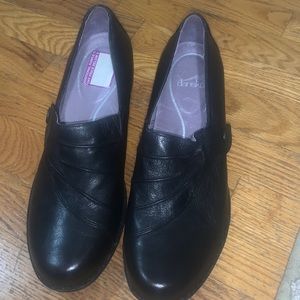 Women’s Brand New Dansko shoes